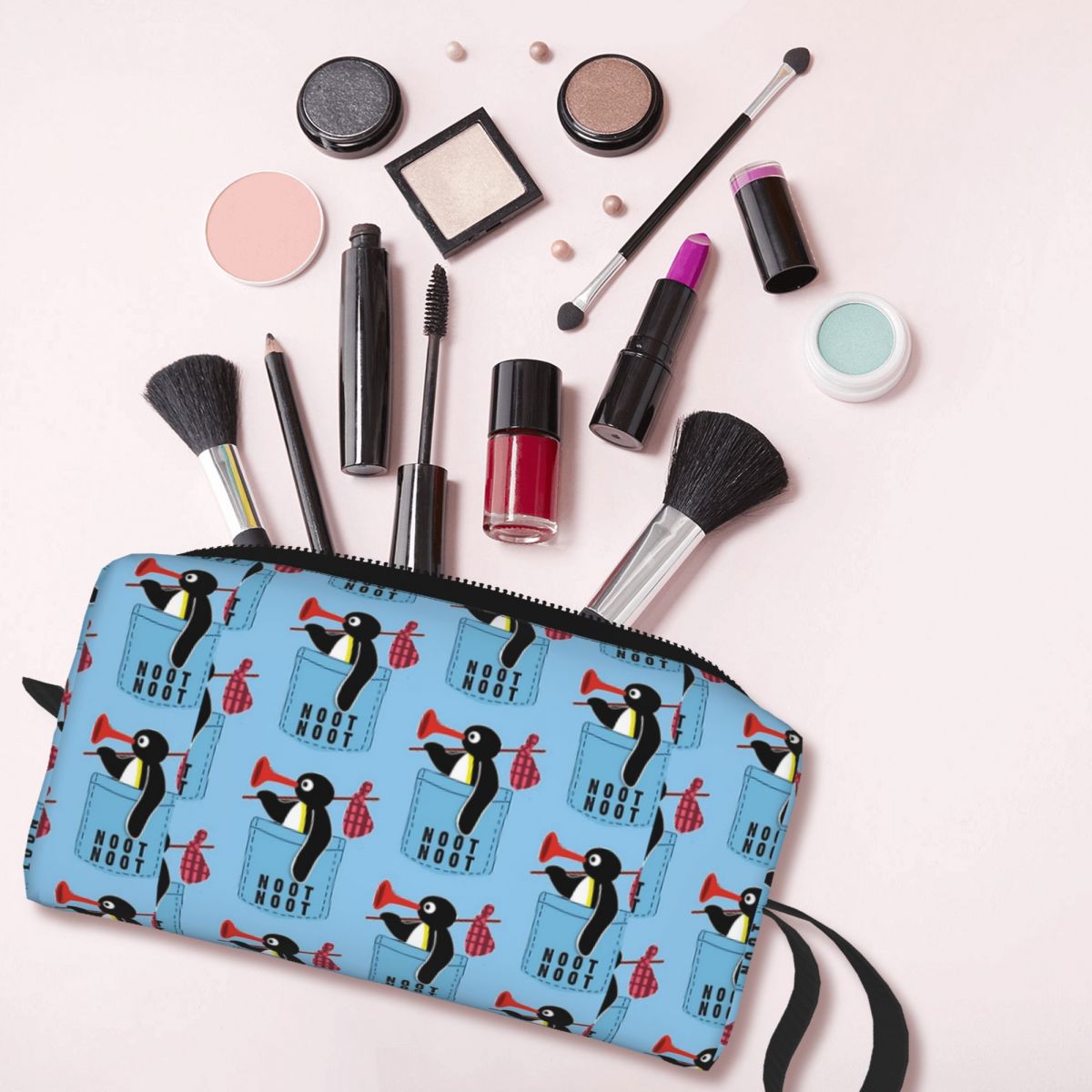 Angry Pingu Noot Noot Pocket O - огляд і ціна Makeup Beauty Official