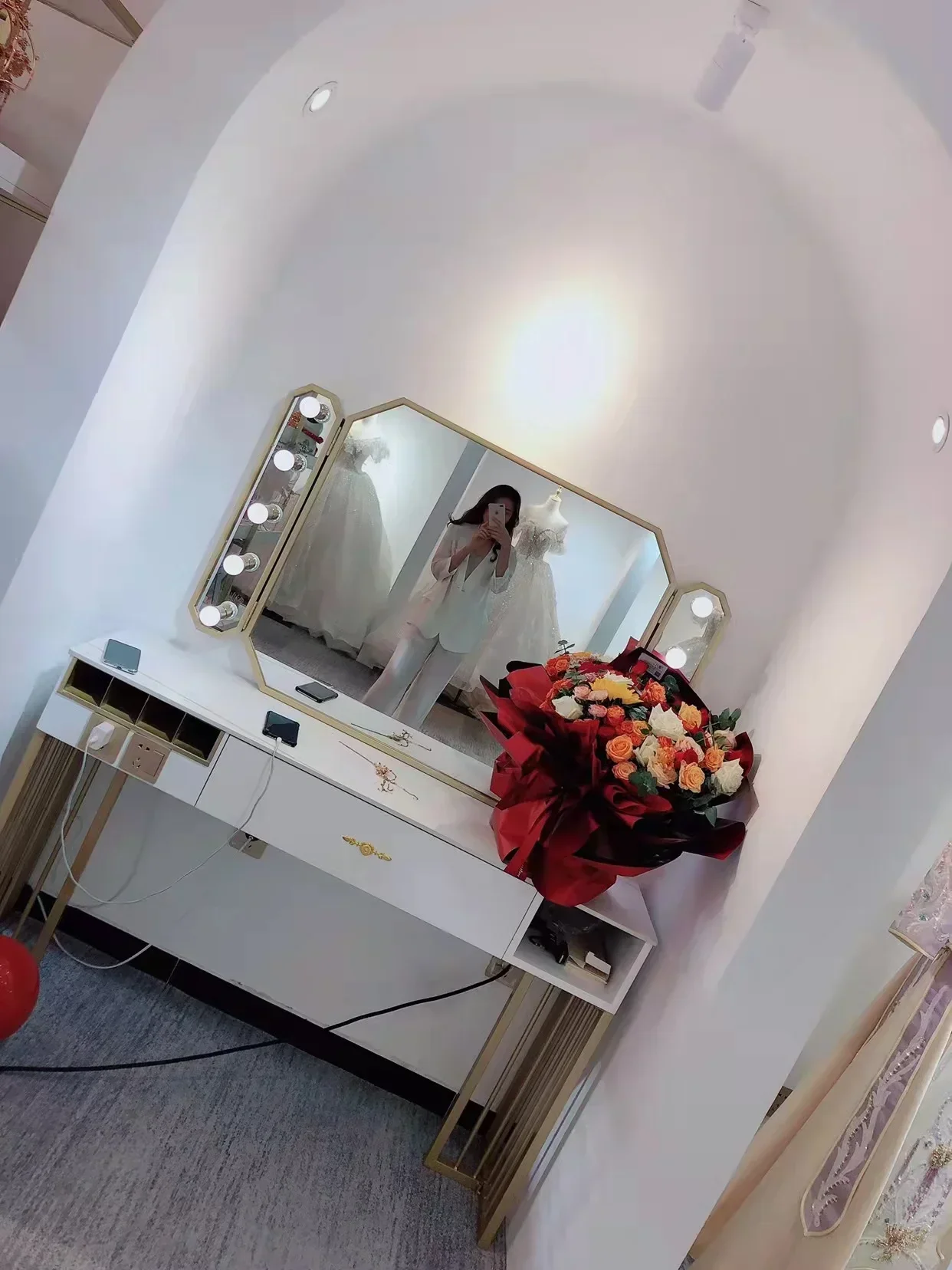 Photo studio rock dresser make - огляд і ціна Beauty And Makeup Studio