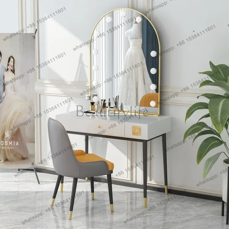 simple lamp mirror makeup tabl - огляд і ціна Beauty And Makeup Studio