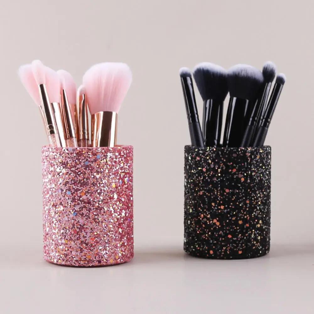 Sparkling Makeup Brush Bucket  - огляд і ціна Beauty Kiss Makeup